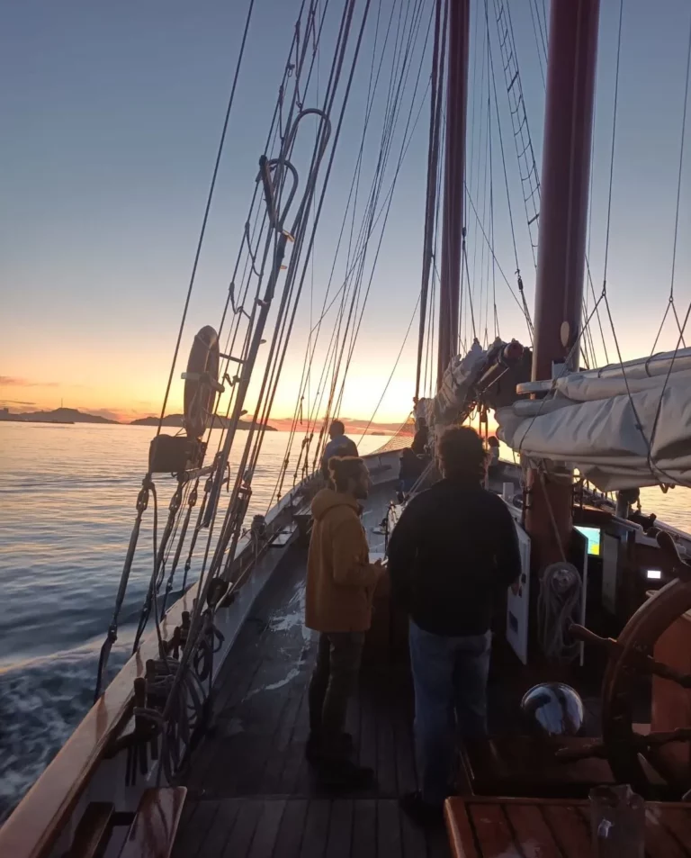 Départ de Marseille à bord de la goélette Alliance