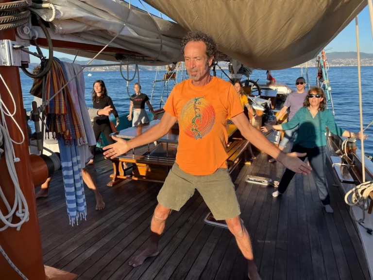 Réveil en douceur sur le pont pendant la croisière